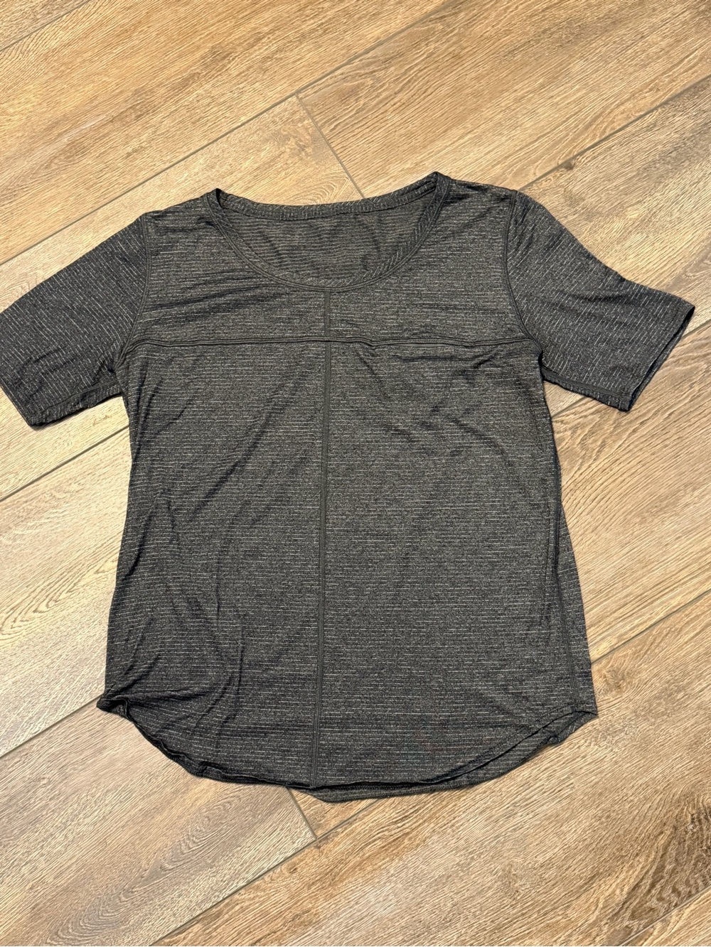 lululemon athletica Charcoal Heather Short Sleeve Scoop Tee
